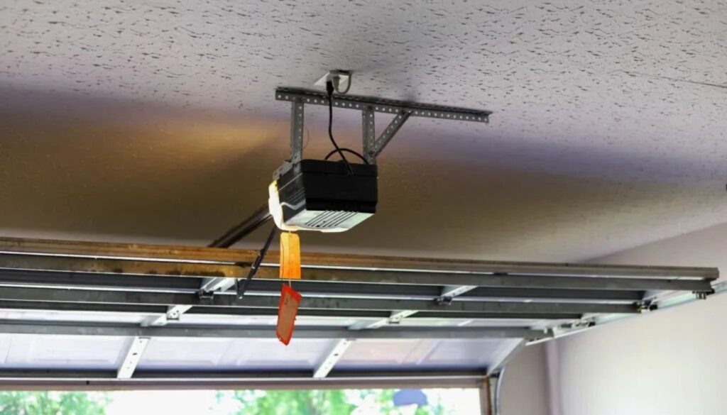 Professional Garage Door Opener Repair - Century Garage Door Repair Service Seattle